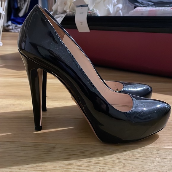 Prada Black Parent heel - Picture 3 of 4